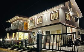 Baywood Cottages